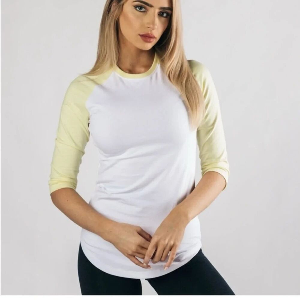 NIB Women’s Alphalete 3/4 Sleeve Shirt in White/Lemonade